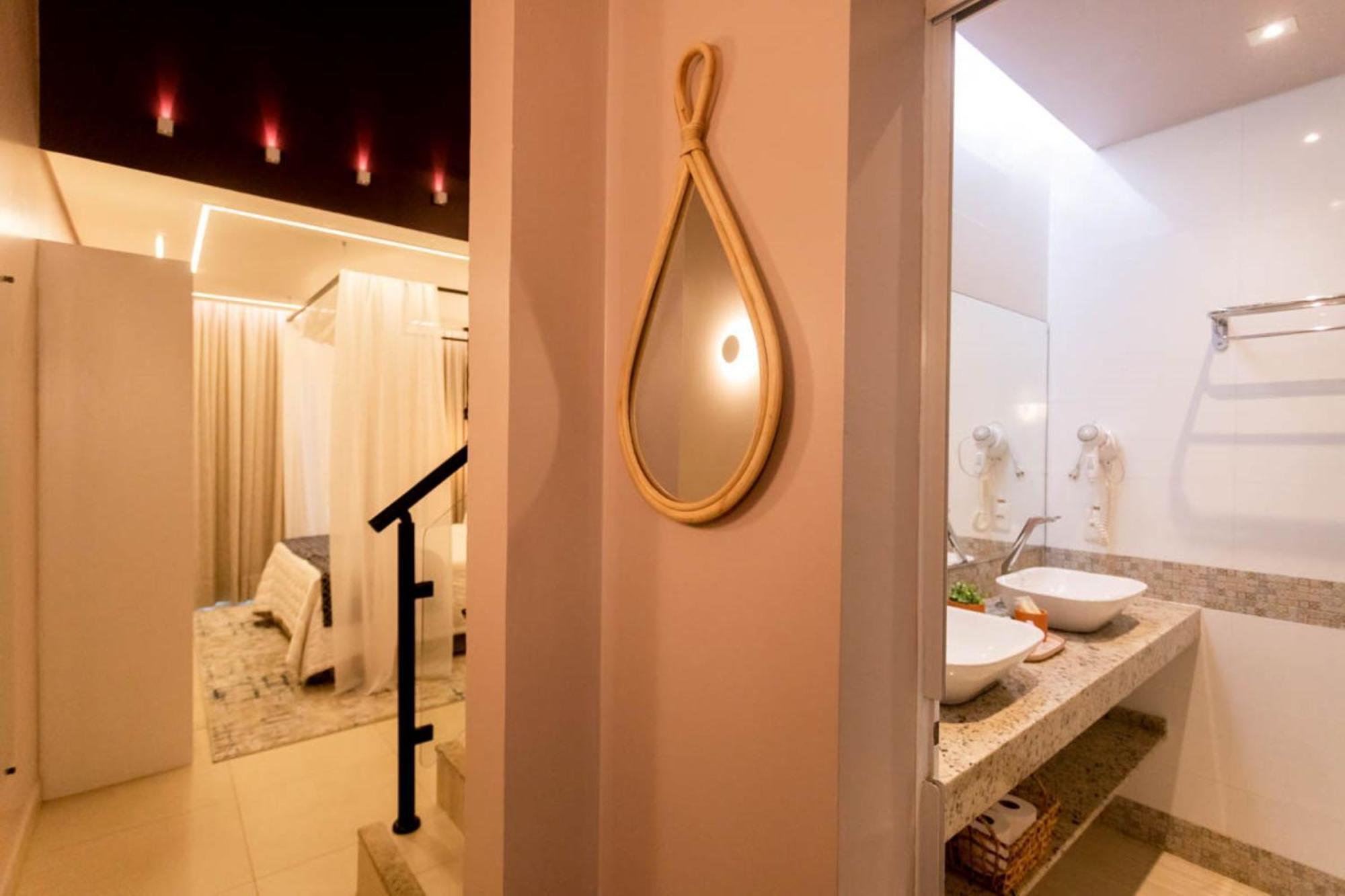 Amora Hotel Маресіас Екстер'єр фото